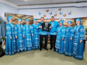 Участие народного вокального ансамбля «Зоренька» в окружном хоровом фестивале «Мы славяне» и в юбилейном концерте оркестра «Мозаика» Оекской детской музыкальной школы