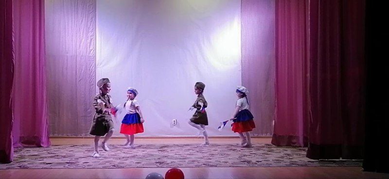 Праздничный концерт "Мужчинам честь и признание"